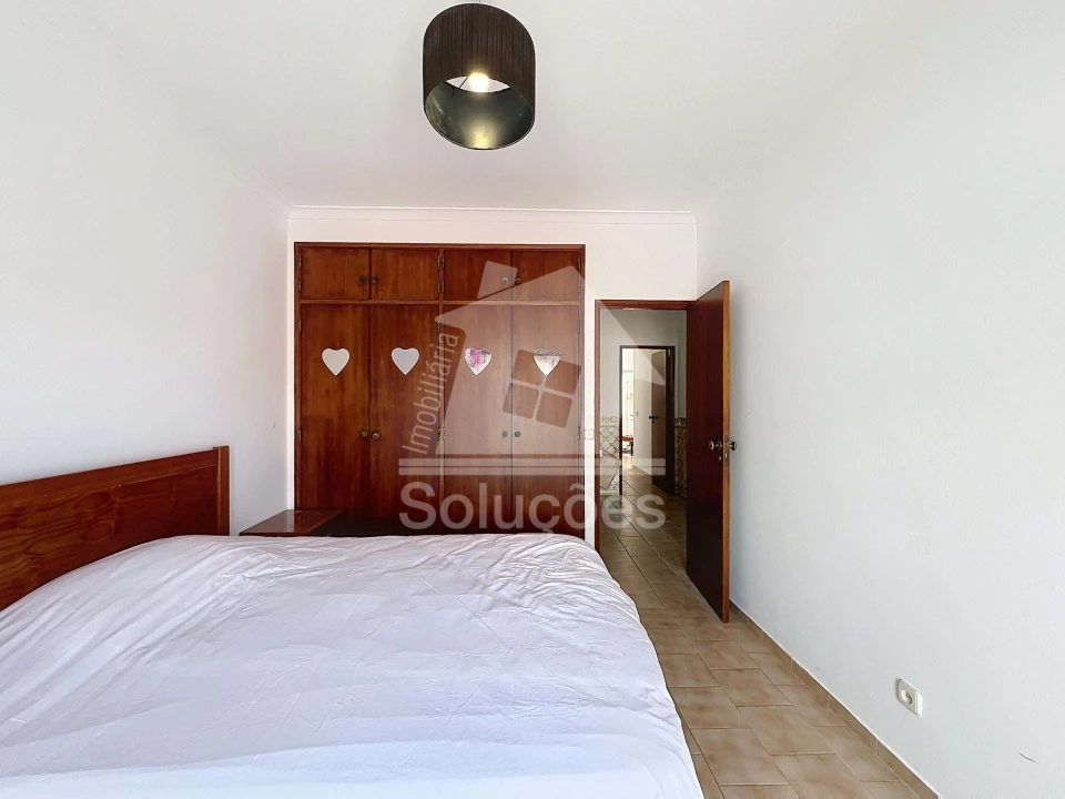 Apartamento T2 para Venda em Portimão Foto 2