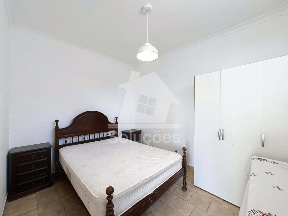 Apartamento T2 para Venda em Portimão Foto 5