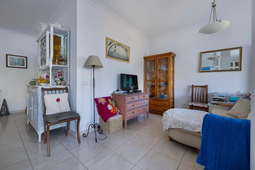 Apartamento T3 para Venda em Portimão Foto 2