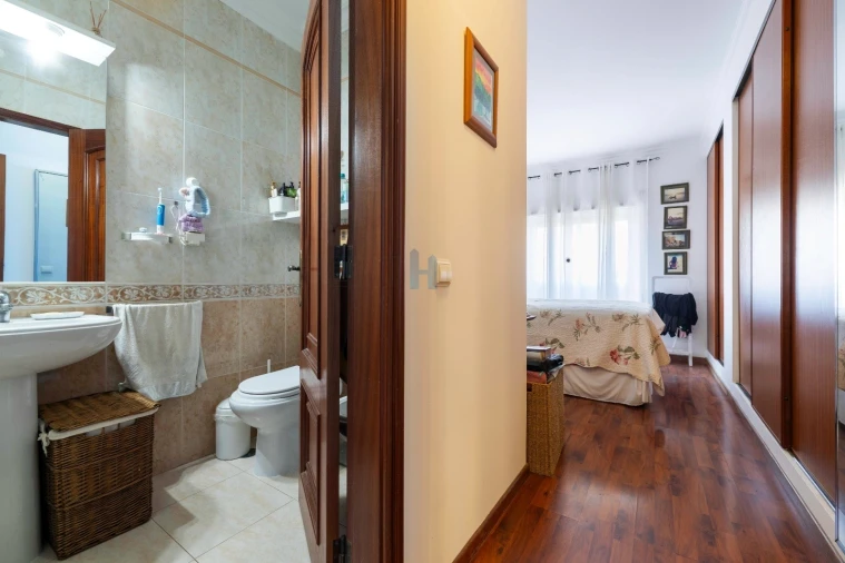 Apartamento T3 para Venda em Portimão Foto 5