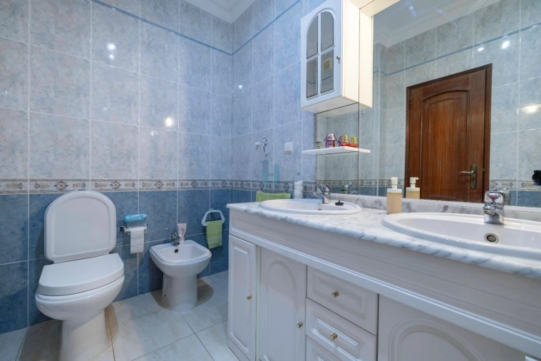 Apartamento T3 para Venda em Portimão Foto 9