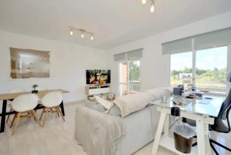 Apartamento T3 para Venda em Quarteira Foto 3
