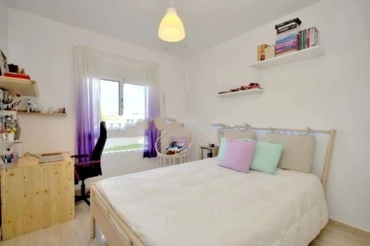Apartamento T3 para Venda em Quarteira Foto 7