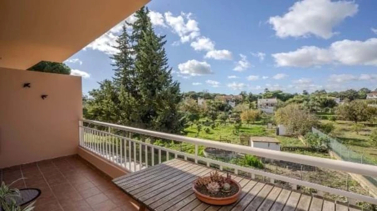 Apartamento T3 para Venda em Quarteira Foto 1