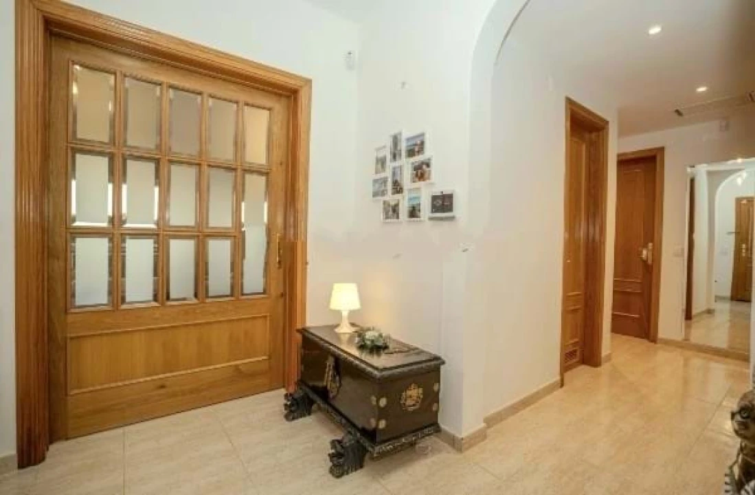 Apartamento T3 para Venda em Quarteira Foto 6