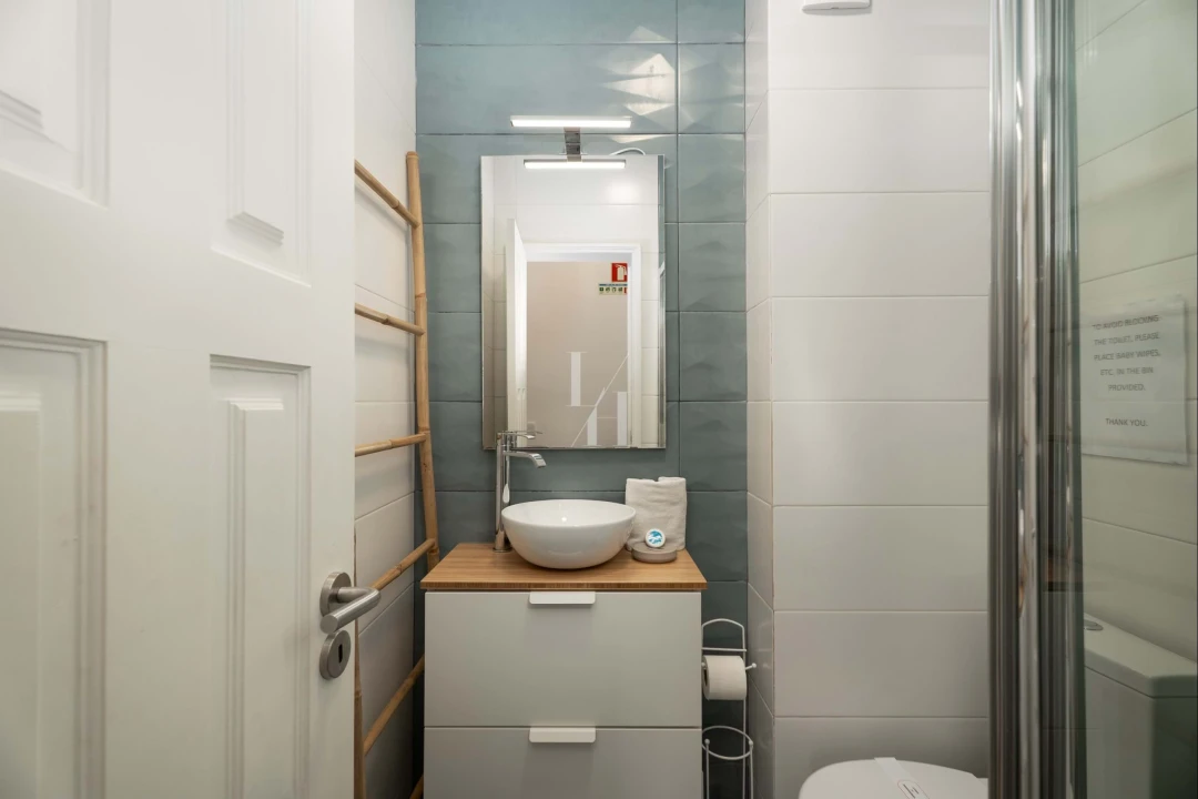 Apartamento T2 para Venda em Quarteira Foto 13