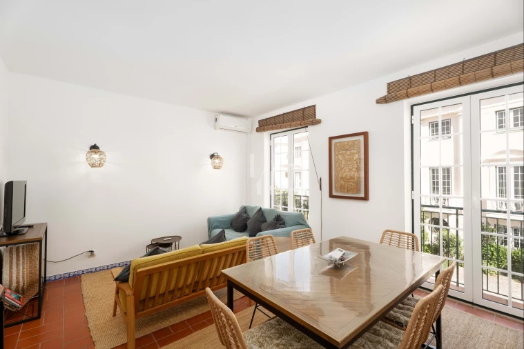 Apartamento T2 para Venda em Quarteira Foto 8