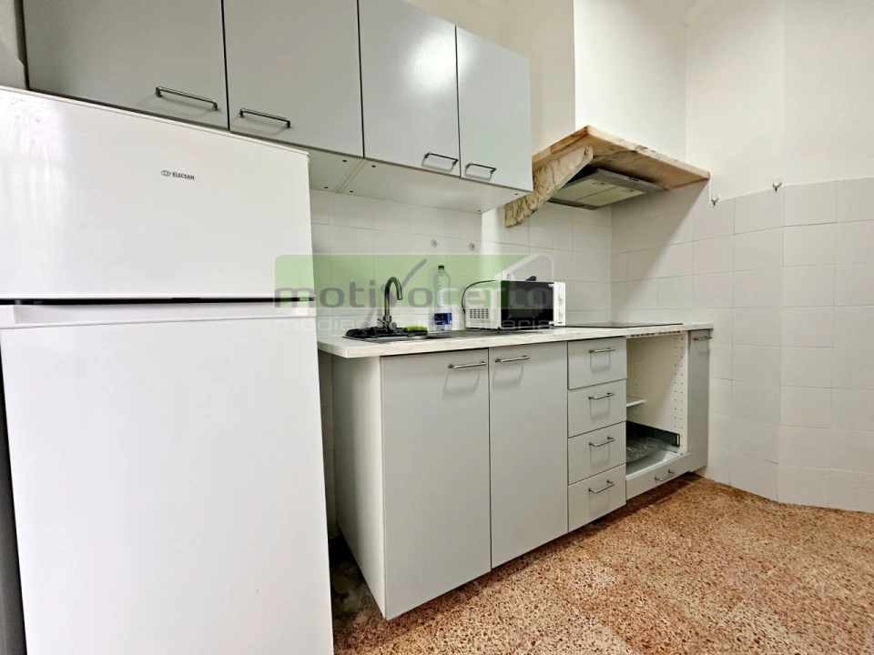 Apartamento T1 para Venda em Algueirão-Mem Martins Foto 5