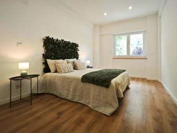 Apartamento T2 para Venda em Benfica