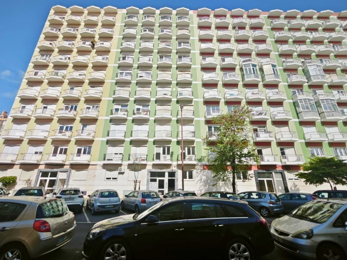 Apartamento T2 para Venda em Benfica Foto 21