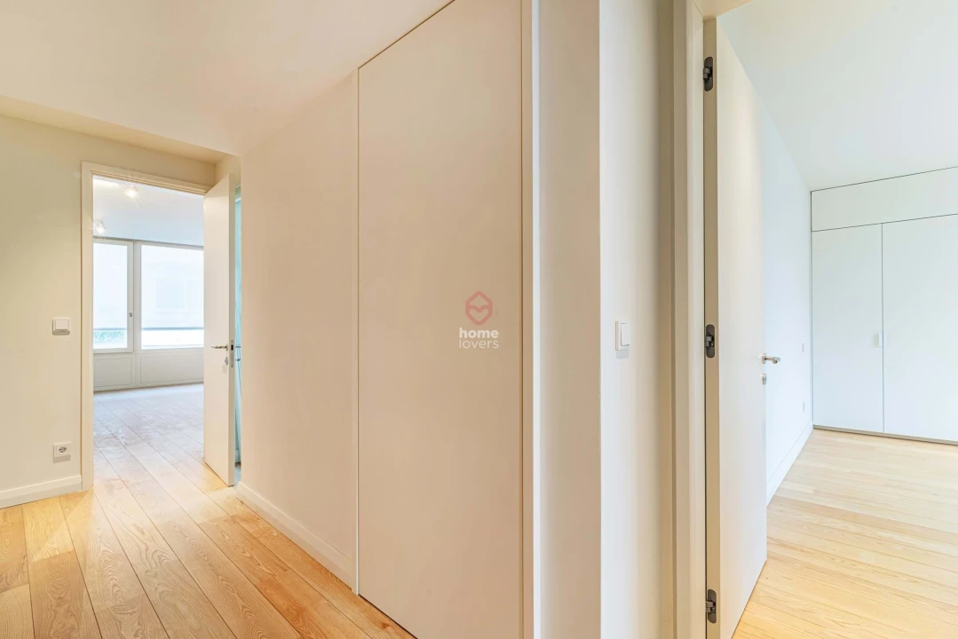 Apartamento T1 para Venda em Aldoar, Foz do Douro e Nevogilde Foto 8