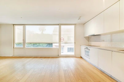 Apartamento T1 para Venda em Aldoar, Foz do Douro e Nevogilde