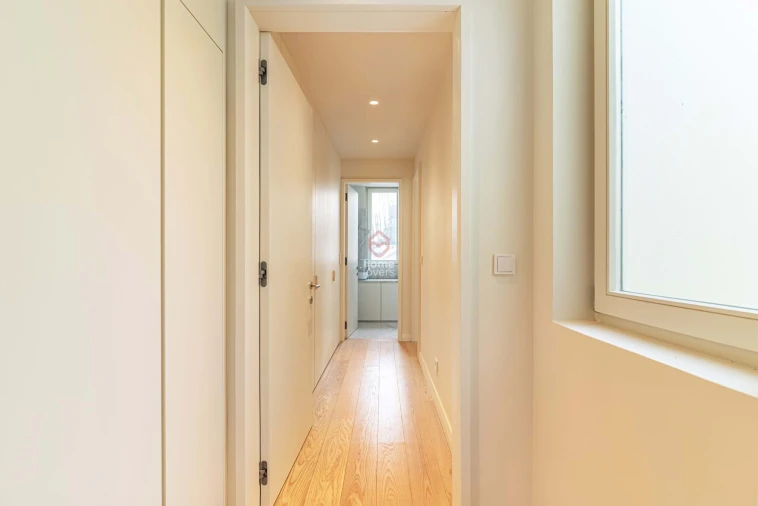 Apartamento T1 para Venda em Aldoar, Foz do Douro e Nevogilde Foto 7