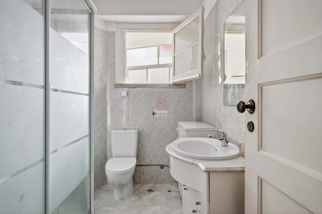 Apartamento T3 para Venda em Algés, Linda-A-Velha e Cruz Quebrada-Dafundo Foto 10