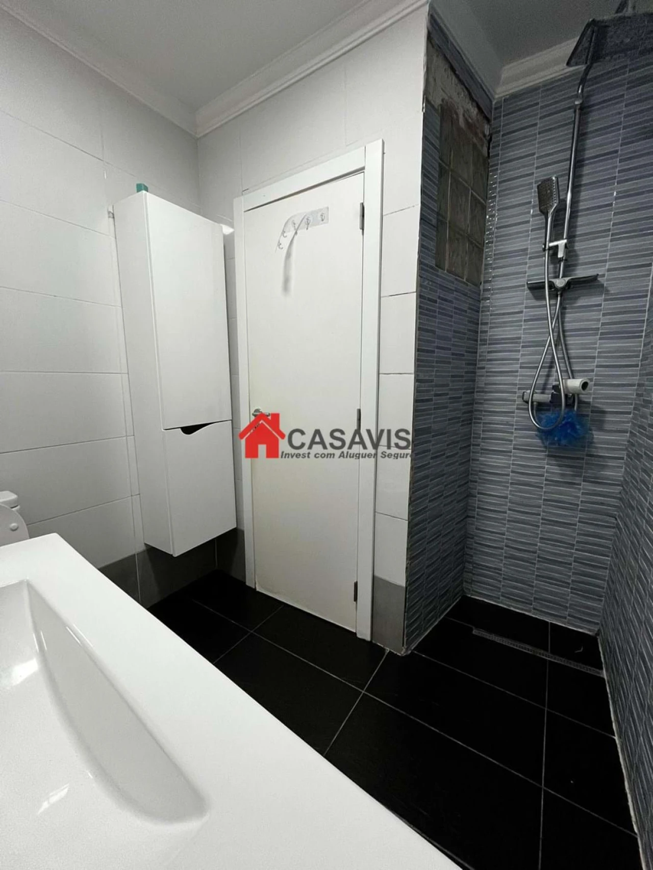 Apartamento T4 para Venda em Laranjeiro e Feijó Foto 22