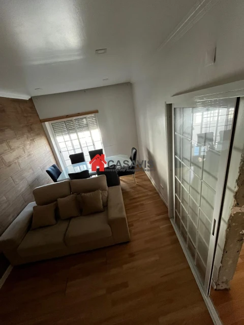 Apartamento T4 para Venda em Laranjeiro e Feijó