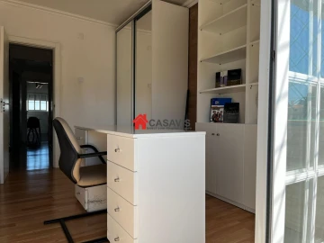Apartamento T4 para Venda em Laranjeiro e Feijó