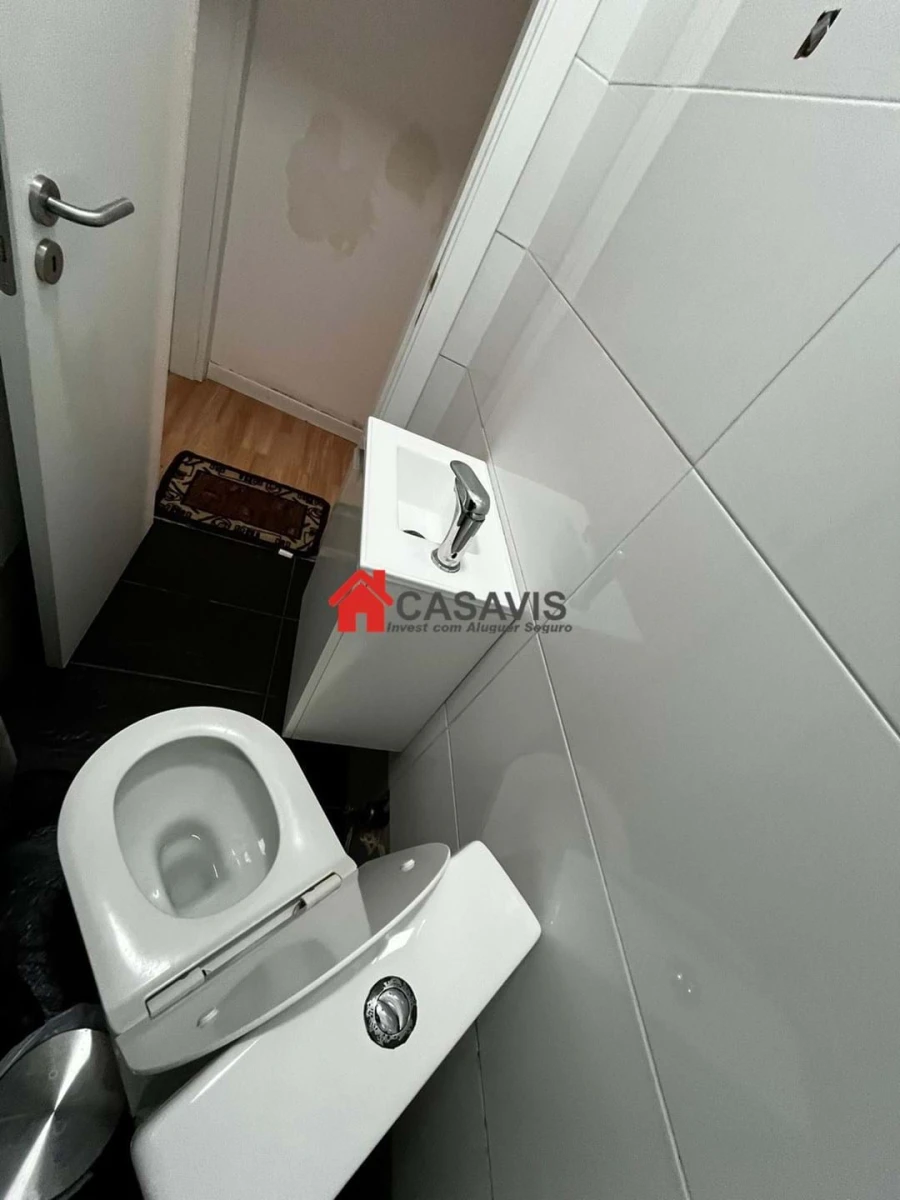 Apartamento T4 para Venda em Laranjeiro e Feijó Foto 19