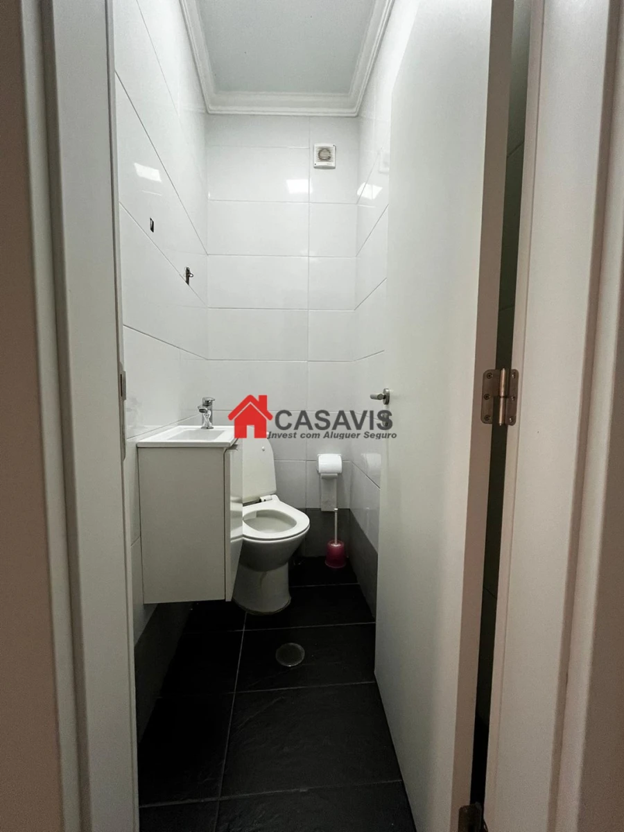 Apartamento T4 para Venda em Laranjeiro e Feijó Foto 20