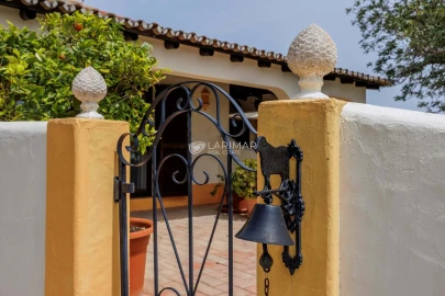 Moradia T4 para Venda em Loule (São Sebastião)