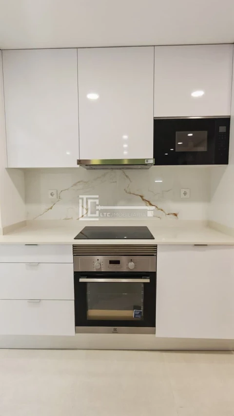 Apartamento T3 para Venda em Olivais