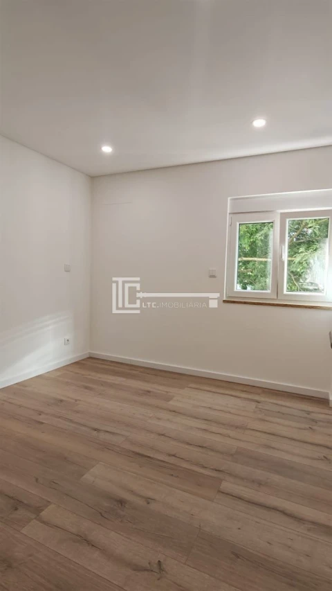 Apartamento T3 para Venda em Olivais