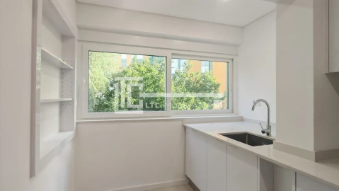 Apartamento T3 para Venda em Olivais