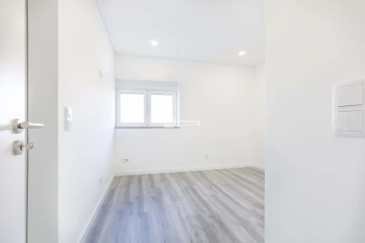 Apartamento T3 para Venda em Olivais