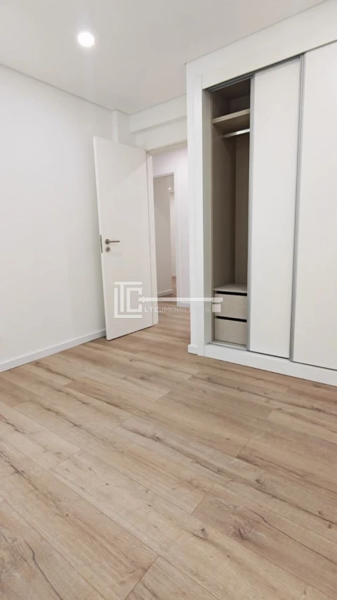 Apartamento T3 para Venda em Olivais