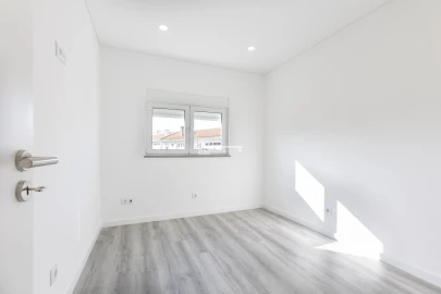 Apartamento T3 para Venda em Olivais
