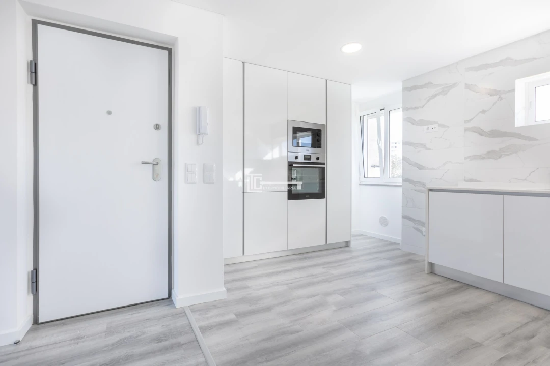 Apartamento T3 para Venda em Olivais Foto 1