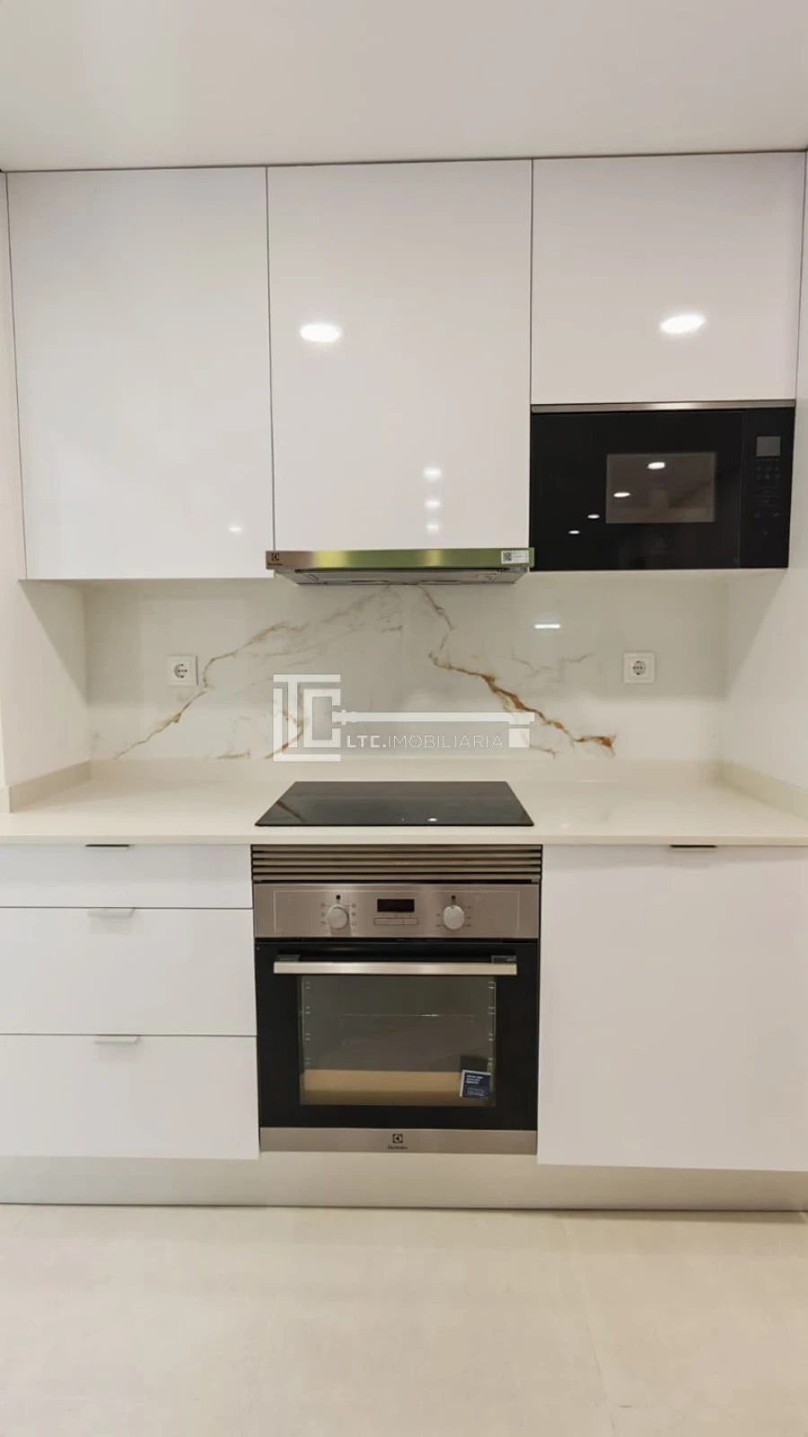 Apartamento T3 para Venda em Olivais Foto 5