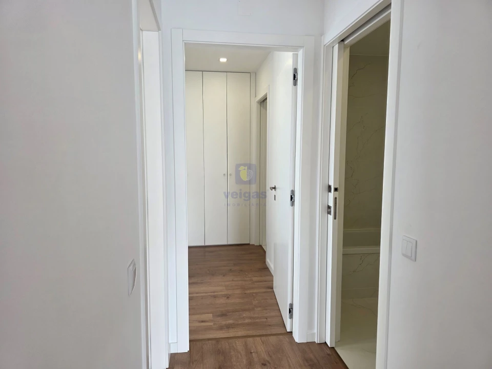 Apartamento T2 para Venda em Leiria, Pousos, Barreira e Cortes Foto 15