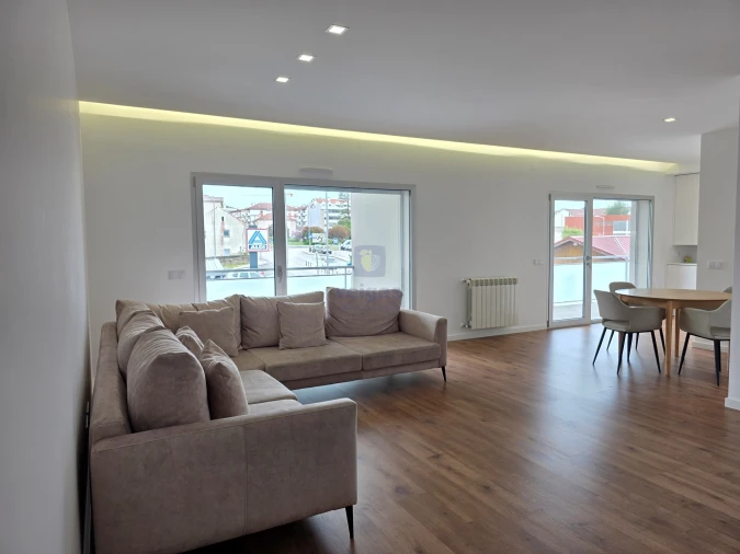 Apartamento T2 para Venda em Leiria, Pousos, Barreira e Cortes Foto 2