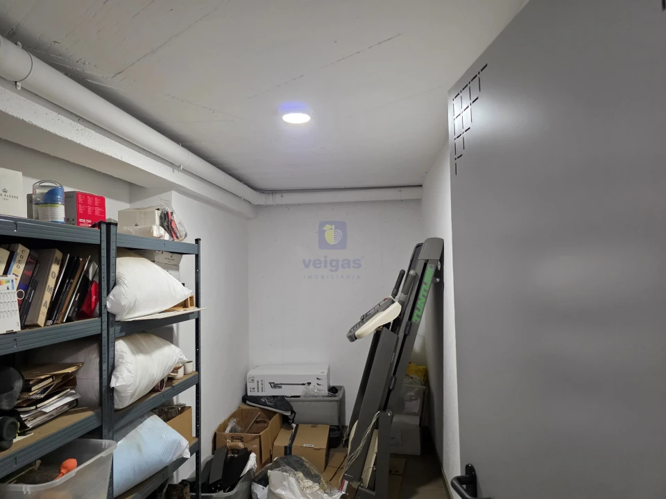 Apartamento T2 para Venda em Leiria, Pousos, Barreira e Cortes Foto 32