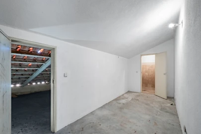 Apartamento T3 para Arrendamento em Areeiro