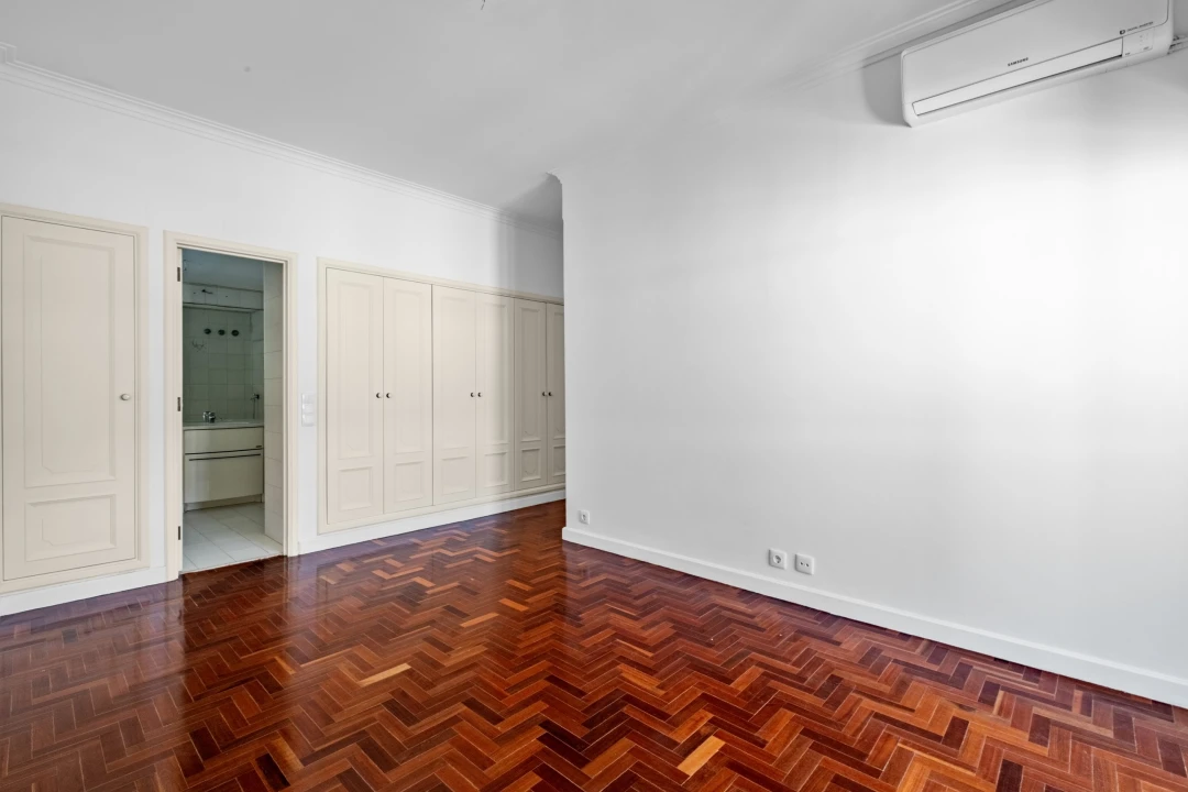 Apartamento T3 para Arrendamento em Areeiro Foto 15