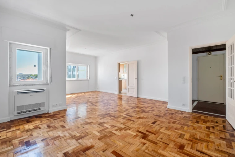 Apartamento T3 para Arrendamento em Areeiro Foto 6
