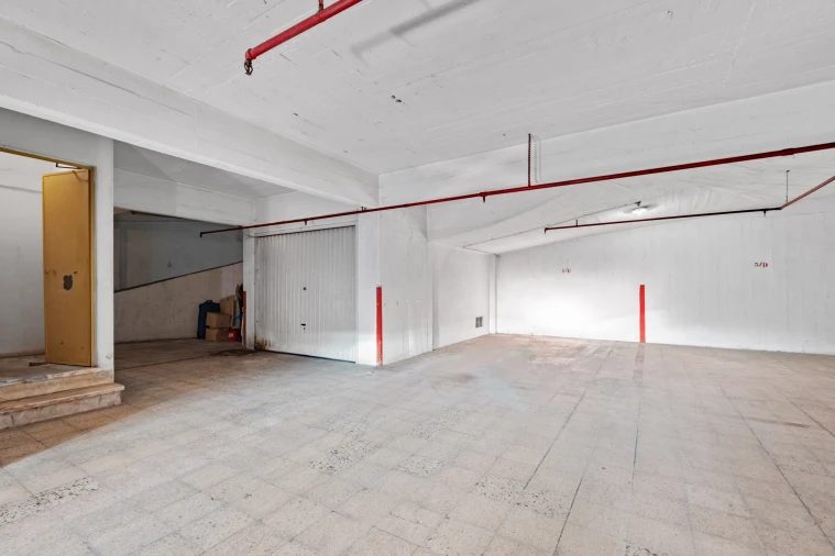 Apartamento T3 para Arrendamento em Areeiro Foto 24
