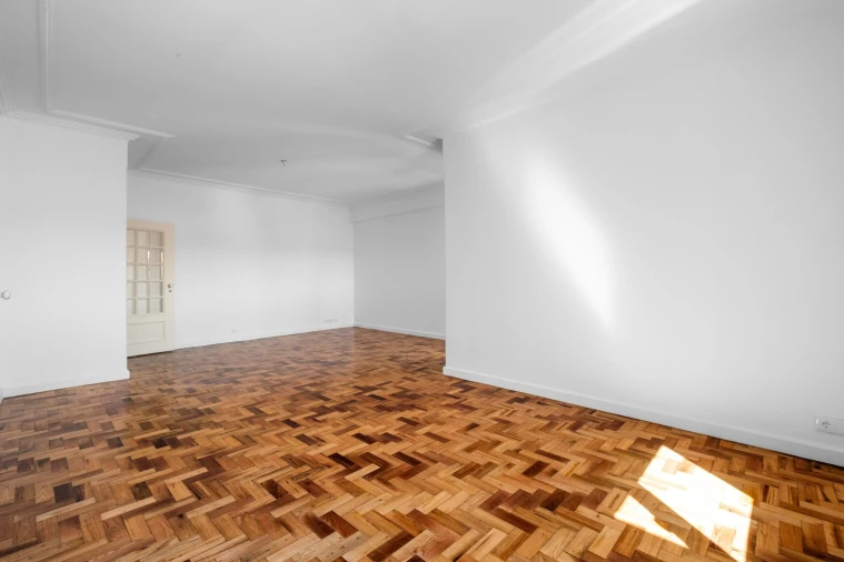 Apartamento T3 para Arrendamento em Areeiro Foto 9