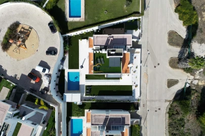 Moradia T5 para Venda em Albufeira e Olhos de Água