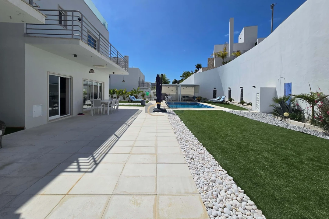 Moradia T5 para Venda em Albufeira e Olhos de Água Foto 29