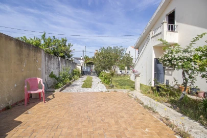Moradia T3 para Venda em Fernao Ferro