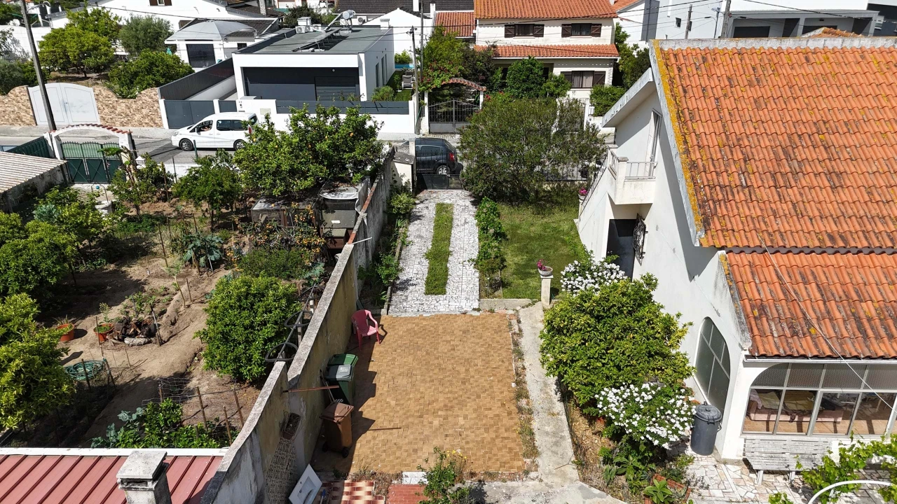 Moradia T3 para Venda em Fernao Ferro Foto 33