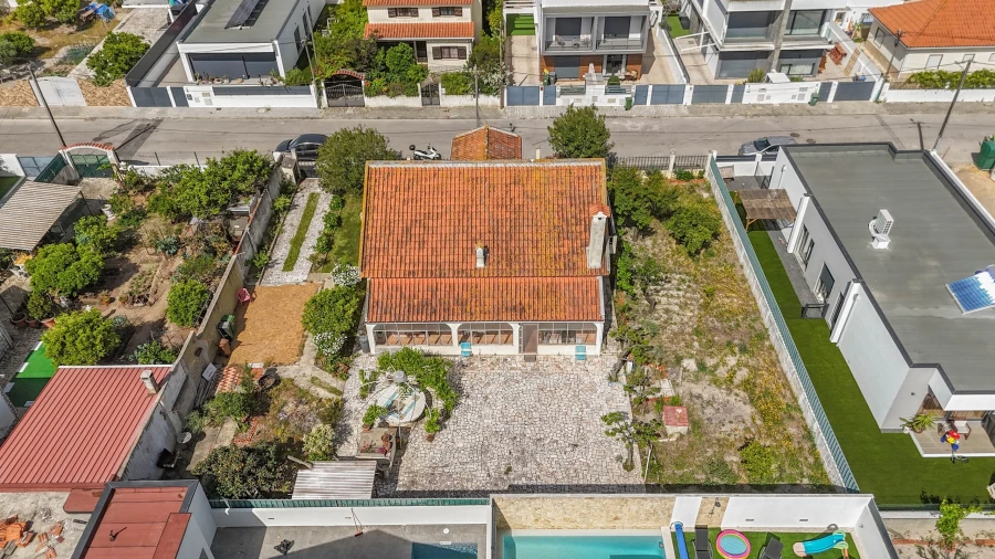 Moradia T3 para Venda em Fernao Ferro Foto 34