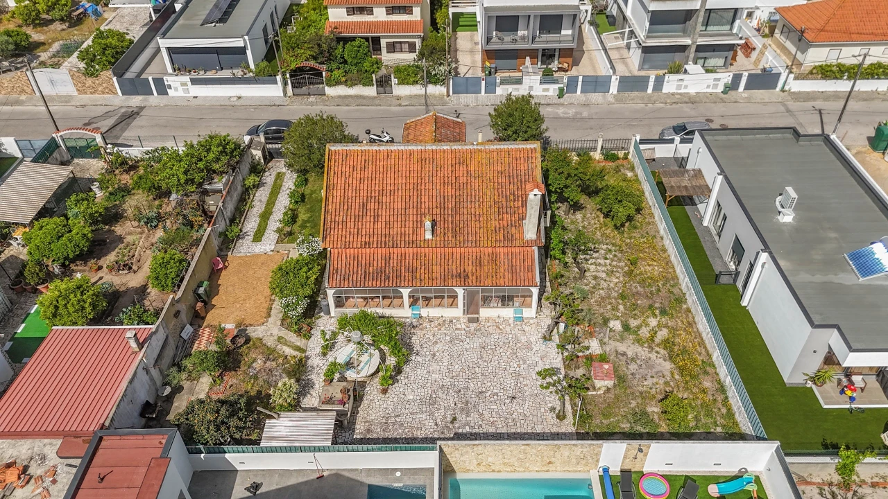 Moradia T3 para Venda em Fernao Ferro Foto 34