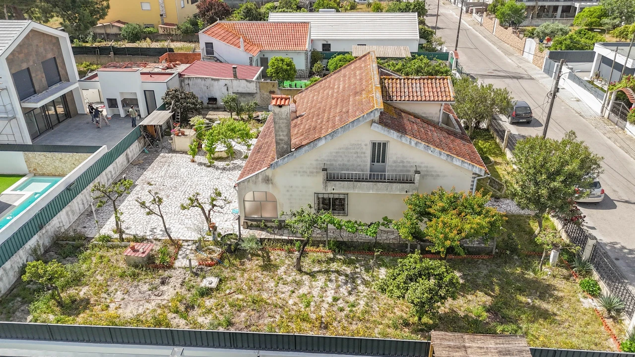 Moradia T3 para Venda em Fernao Ferro Foto 32