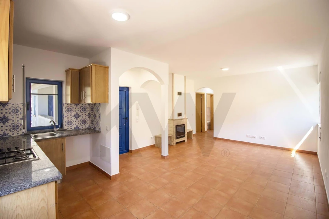 Apartamento T2 para Venda em Monchique Foto 3