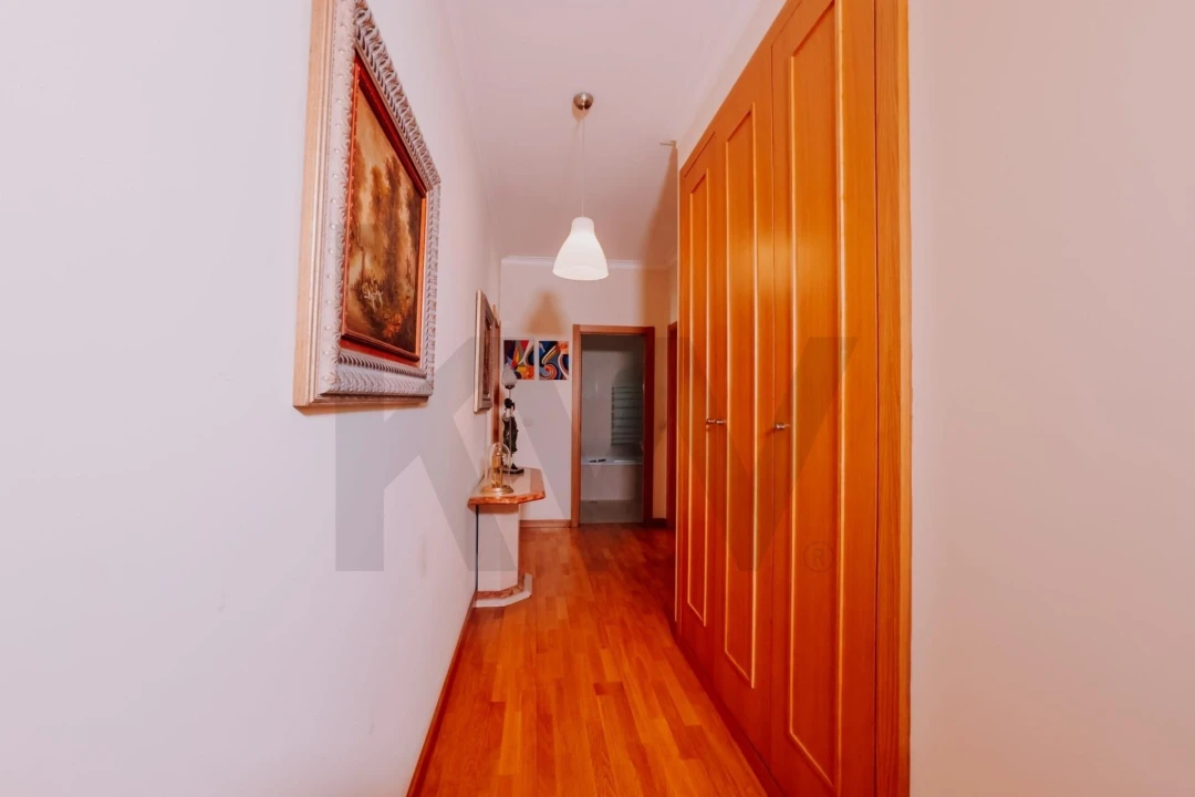 Apartamento T3 para Venda em Viseu Foto 21