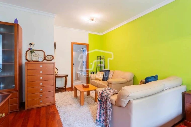 Apartamento para Venda em Caniço Foto 7